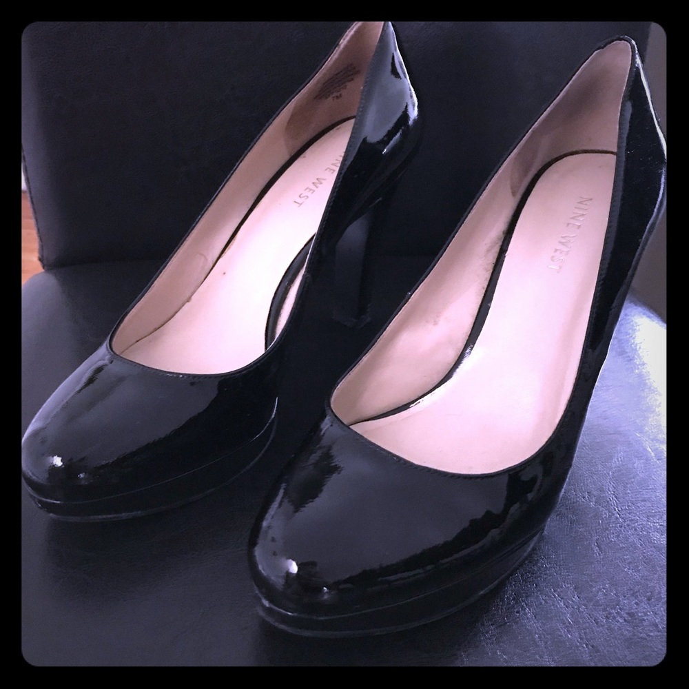Nine West patent leather pumps
